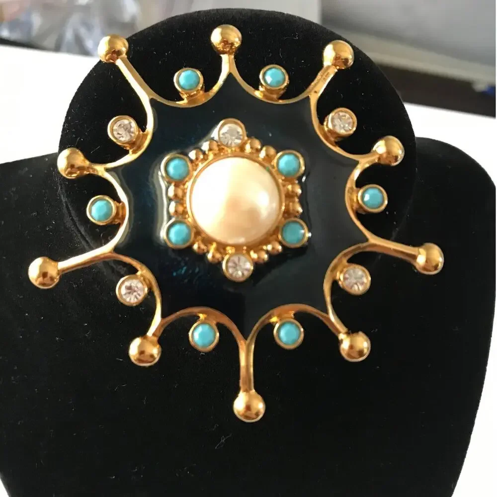 Vintage Jose and Maria Barerra Brooch Roman Holiday Avon Barerra Pendant Pearls